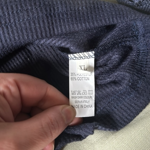 Navy Top with long lace sleeves - Picture 6 of 6